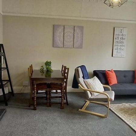 Character 2-Bedroom Unit Masterton Dış mekan fotoğraf
