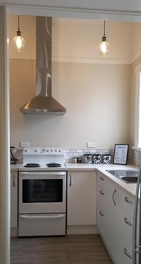 Character 2-Bedroom Unit Masterton Dış mekan fotoğraf