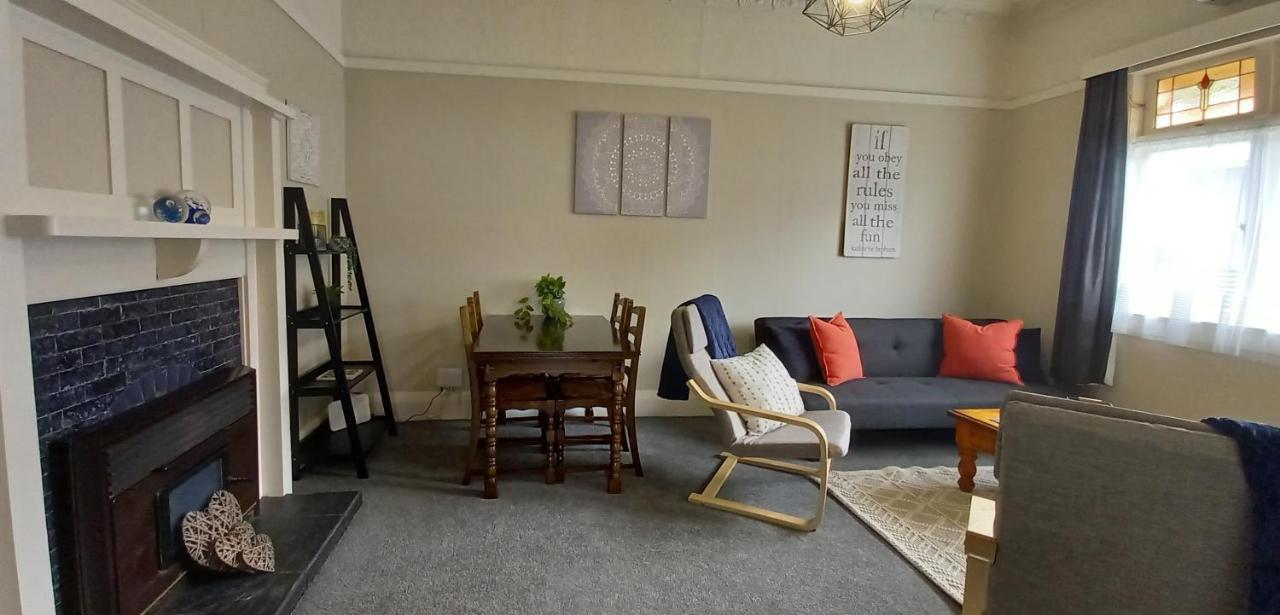 Character 2-Bedroom Unit Masterton Dış mekan fotoğraf